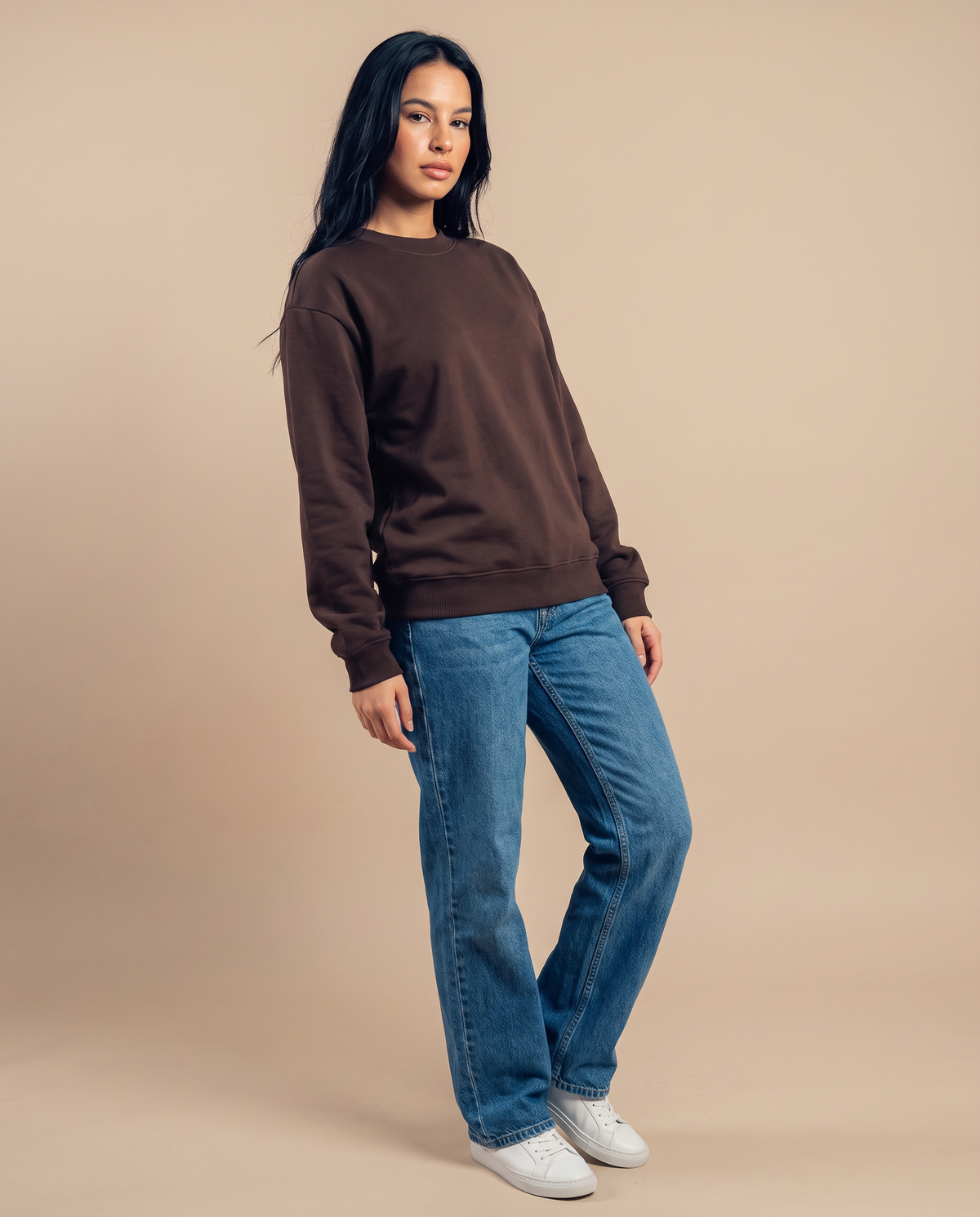 Choco Brown Crewneck - look 1