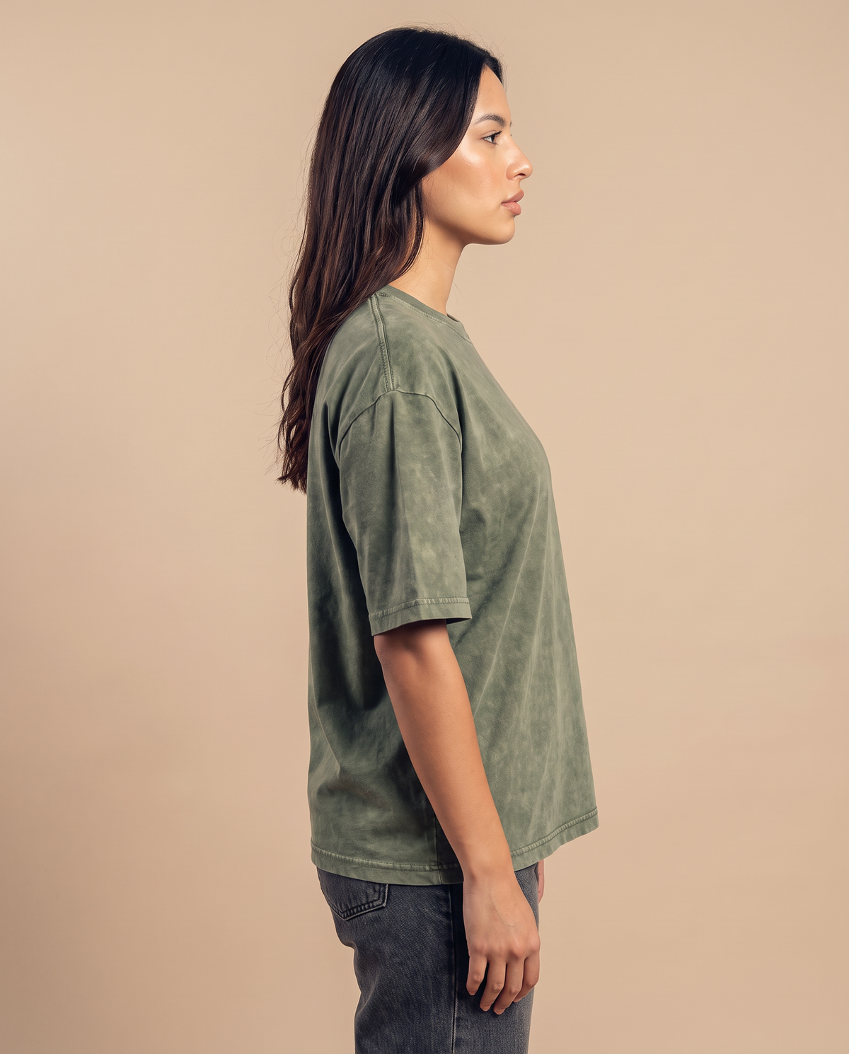 Washed Olive — magnific__fashion-ecommerce-lookbook-portrait-side-profile-v__15819